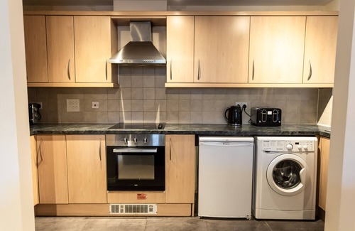 Southville Apartamento | November Discount - Long Stay - Contractors