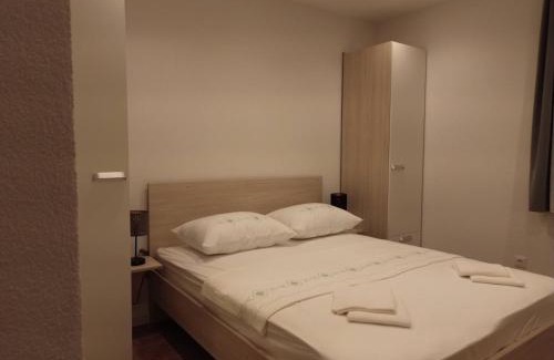 Seget Donji Apartamento | Novi apartmani Škrape u samom centru s parkingom