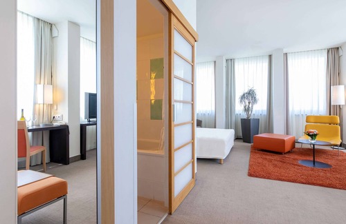 Vizivaros Hotel | Novotel Budapest Danube