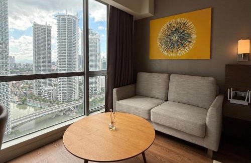 Makati Apartamento | Novotel Suites Celestia at Hotel Residences Manila