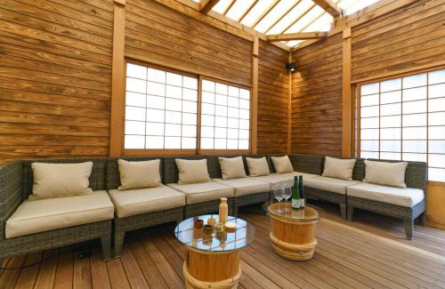 Higashishinsaibashi Casa | Now and then old villa Shinsaibashi sky garden cyp - Vacation STAY 24603v
