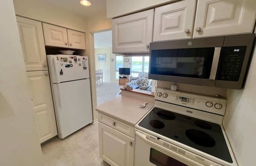 Stone Harbor Condominio | Now Booking Stone Harbor:Sail Away Bay Front Condo