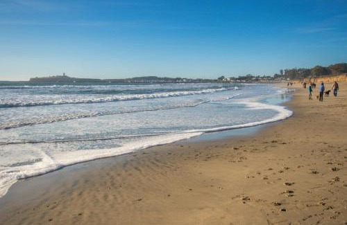 El Granada Casa | Now Trending - Entire Beach Home Walk to Beaches Restaurants Activities