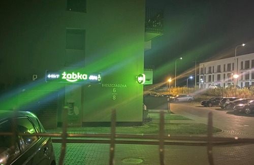 Wielki Kack Apartamento | Nowoczesne 40m2, 2 pokoje, hala garażowa, balkon, widok na LAS