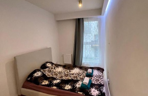 Wielki Kack Apartamento | Nowoczesne 40m2, 2 pokoje, hala garażowa, balkon, widok na LAS