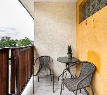 Bialoleka Apartamento | Nowodwory Cosy Apartment by BookingHost