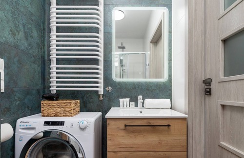 Czyzyny Apartamento | Nowohucka 46 | 2 Rooms apartment with private bathroom