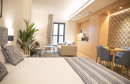 Historical Center Hotel | nQn Aparts & Suites Sevilla