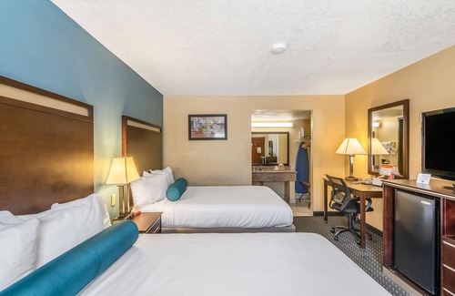 Citrus Grove Hotel | NQQ-Double Queen Non-Smoking