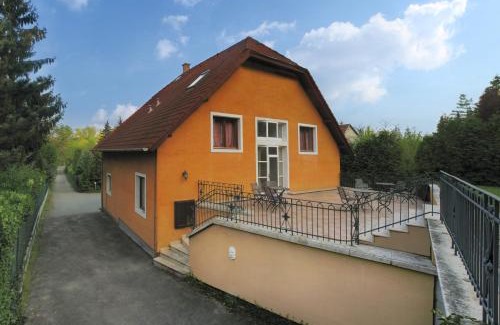 Szentendrei Hotel | Nr 100 Szentendre Hotel Panzio szolgáltatások