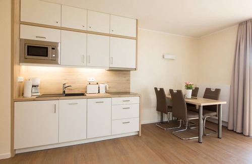 Plau am See Apartamento | Nr 25 Modern 2-room apartment in a quiet location with fireplace. Dog allowed -