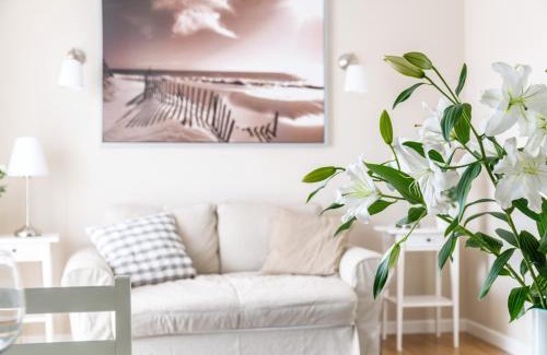 Tomaszow Mazowiecki Apartamento | Nr 3 EUROPA22 Standard Apartament CENTRUM MIASTA Tomaszowa Mazowieckiego obok SZPITAL i ARENA LODOWA z wanną i bezpłatnym parkingiem NETFLIX MAX FREE Wielki słoneczny balkon Expresowe Łatwe Zameldowanie