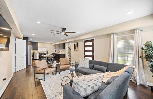 MacGregor Casa | Nr Med Center, DT, Midtown | Game Room | Sleep 16
