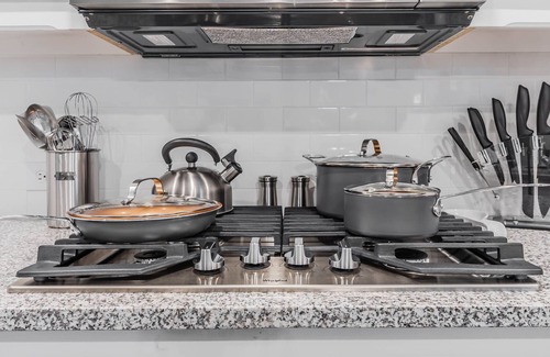 North Richland Hills Casa | NRH Two-Story Oasis 🏡King 👑 Bed + Garage🚗!