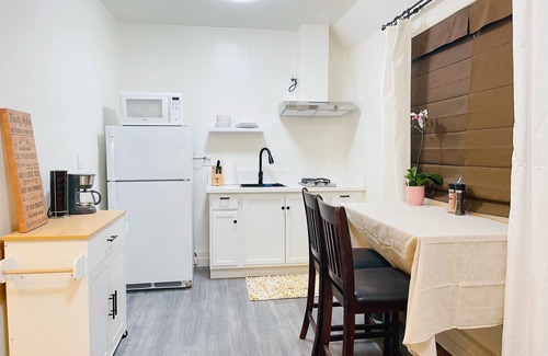 Reseda Cabaña | NT Exclusive Private Guest House for Rent - Your Ultimate Retreat Awaits!"
