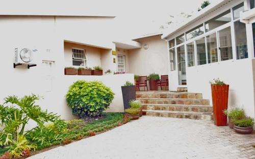 Umtata Casa | Nthatuoa Guest House