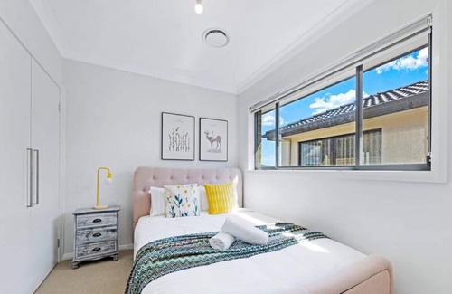 The Ponds Casa | NTHE020 · Aircabin｜The Ponds｜Cheerful｜5 Beds Holiday House