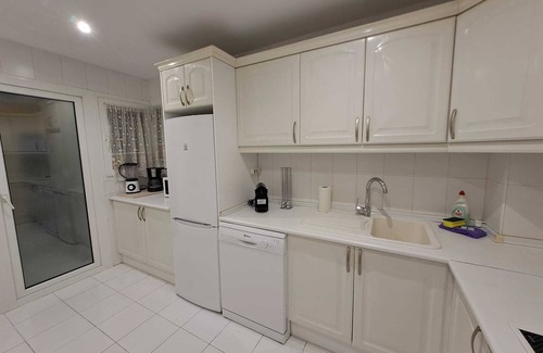 Marbella Apartamento | NUEVO!!5 minutos de la Playa Puerto Banus,Marbella.Edif. Playas del Duque,3 hab