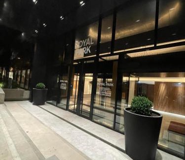 La Perla Apartamento | Nuevo Departamento de categoría de 2 ambientes con cochera y amenities premium en ROYAL PARK Mar del Plata, excelente ubicación a dos cuadras de la playa, para 4 PAX