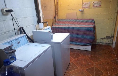 Caldera Casa | Nuevo Hostal Consulado