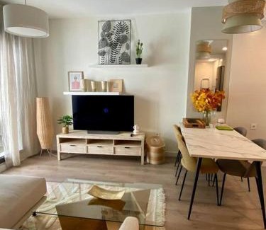 Sevilla Este Apartamento | Nuevo Moderno Apartamento de Lujo
