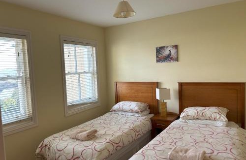 Schull Casa | Number 1 Bank House