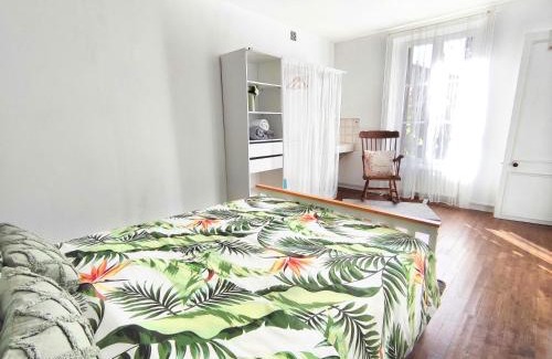 Le Dorat Apartamento | Number 22 - Le Dorat - Apartment One with garden & free parking