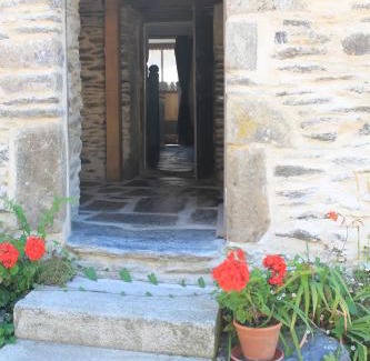 Rochefort-en-Terre Casa | "Number 26" Town House