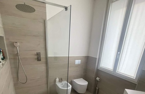 Seveso Apartamento | NUOVISSIMA CAMERA TRA MILANO, COMO E MONZA