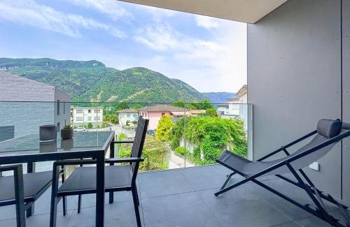 Melano Apartamento | Nuovo e moderno appartamento 2 locali vicino al lago