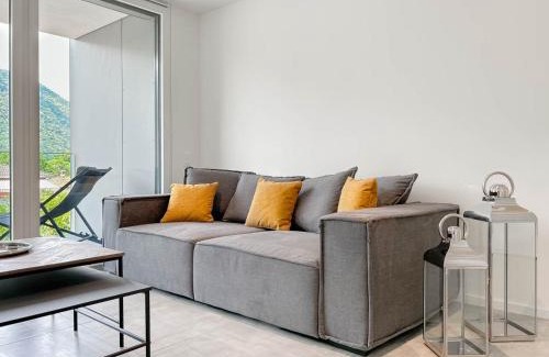 Melano Apartamento | Nuovo e moderno appartamento 2 locali vicino al lago