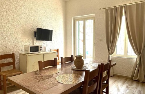 Orosei Casa | Nuraghe Holiday House. Spacious and comfortable single house. CIN P2090