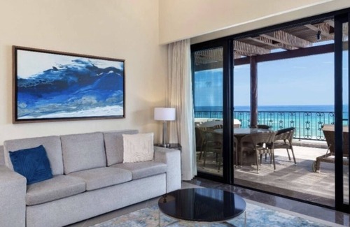 Santa Rosa Complejo | Villa La Valencia is one of the best resorts in Los Cabos. 12/23/23-12/30/23