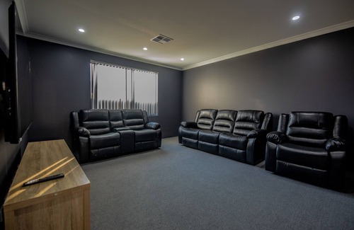 Wannanup Casa | nWelcome to our refreshing home at suburb of Wannanup.