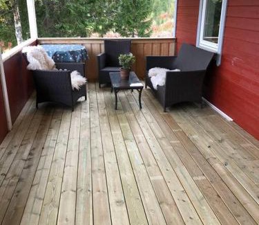 Lierne Casa | Nyrestaurert og koselig hytte ved Skjelbredvatnet.