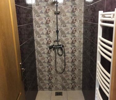 Lenarddaroc Apartamento | Nyugalmas Vendégház