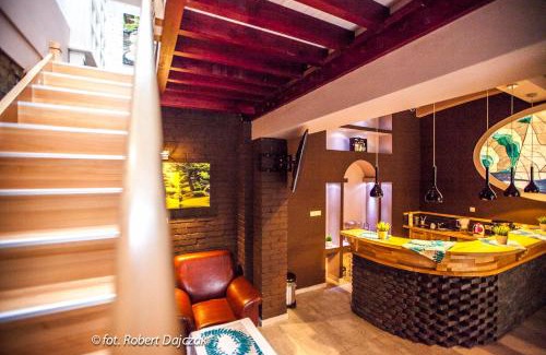 Niechorze Complejo | OŚRODEK KOLONIJNO WCZASOWY MEWA - przy plaży z basenem z podgrzewaną wodą i mini SPA