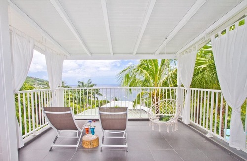 Deshaies Apartamento | Cabaña Grande Anse con vista al mar Caribe. Residencia O Coeur de Deshaies