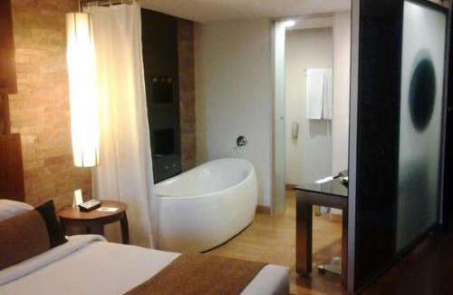 Koregaon Park Hotel | O Hotel Pune