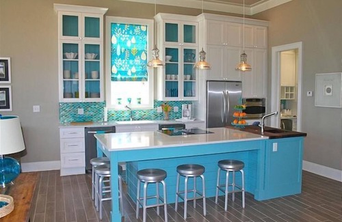 Surf Side Shores Casa | O My Scallops. Displayed on the cover of Better Homes and Gardens!