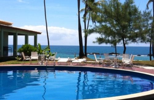Arembepe Apartamento | O Paraíso é aqui: Pé na Areia em Arembepe