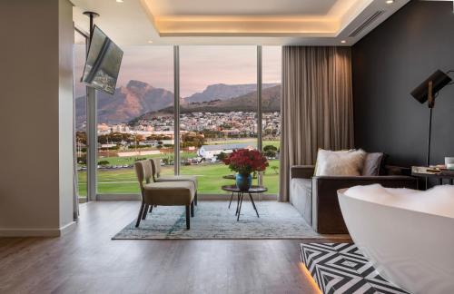 Mouille Point Hotel | O' Two Hotel