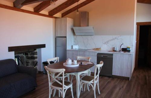 Bolmente Apartamento | O Yunque Casa Ferrador Ribeira Sacra