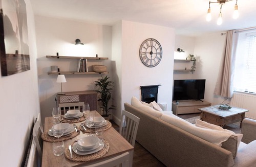 Deepcar Casa | Oak Cottage