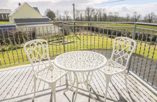 Llandysul Cabaña | OAK COTTAGE, mascotas en Newcastle Emlyn, Ref 943683