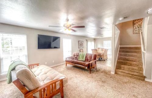 New Braunfels Casa | Oak Creek Haus