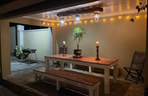 Hillcrest Apartamento | OAK HOUSE, Entire holiday home, Self catering, fully equipped, double storey, 3 bedroom, 2 bathroom, outside entertainment, Braai area, 300sqm home