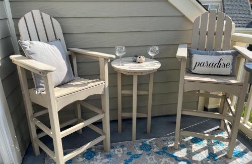 Long Beach Casa | Oak Island Beach Villa 1206-Coast Away