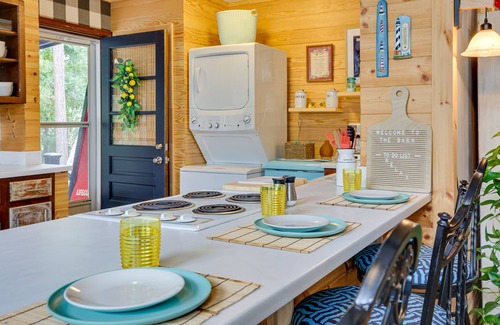 Tranquil Harbour Casa | Oak Island Vacation Rental w/ Decks, Walk to Beach