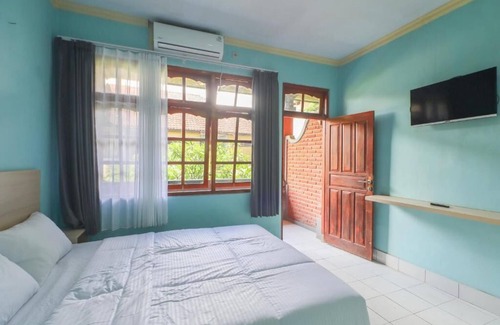 Downtown Kuta Casa | Oak legian Beachwalk - Near Kuta Legian Beach
